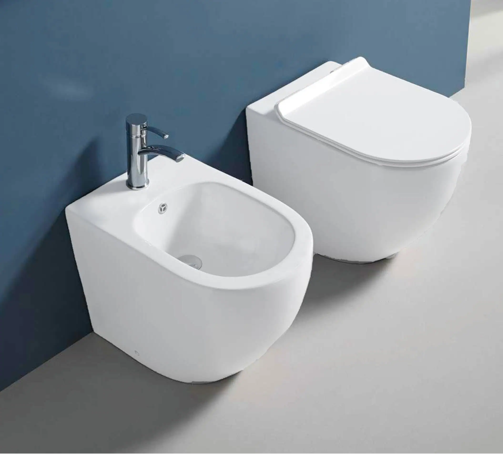 Sanitari filo muro Round in promozione da Gaglioti
