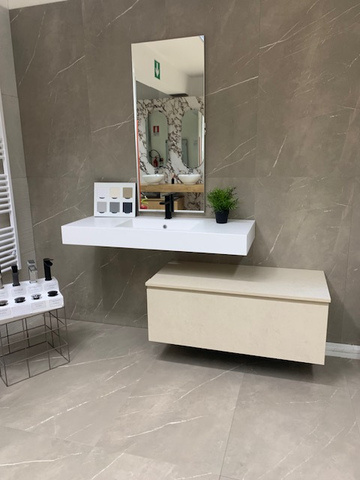 Mobile bagno da 170 centimetri in promozione a 990 euro